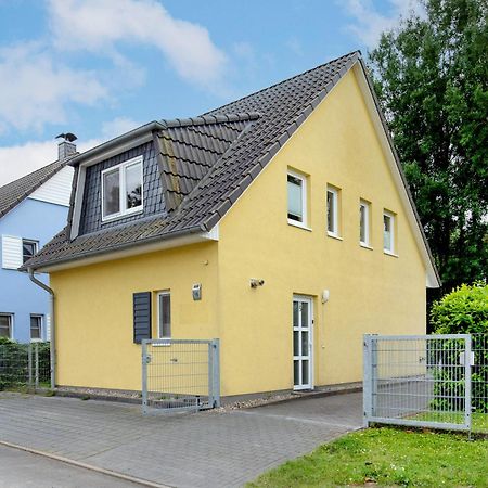 Haus Seerose - Ferienhaus Mit Garten Nahe Fleesensee Fuer Natur Und Erholung Göhren-Lebbin Exterior foto